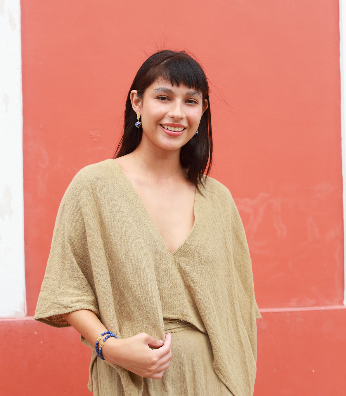 ARETES MARIPOSA