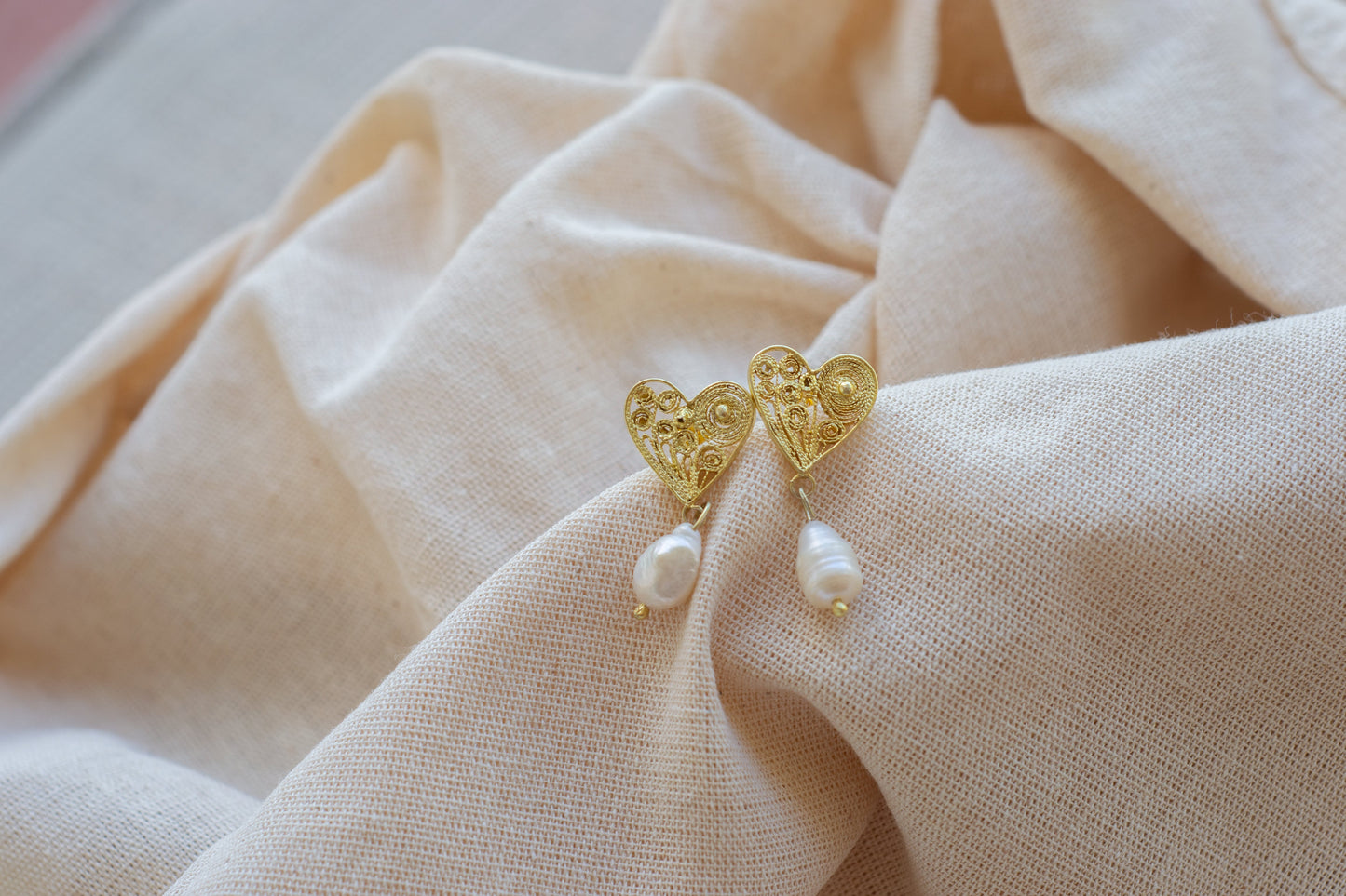 ARETES ROMANCE