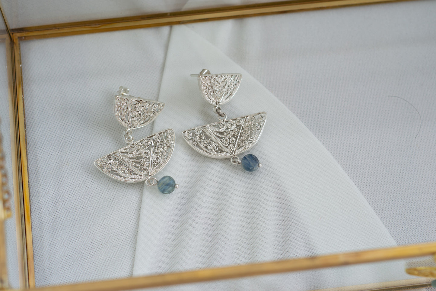 ARETES CLEOPATRA CON SODALITA