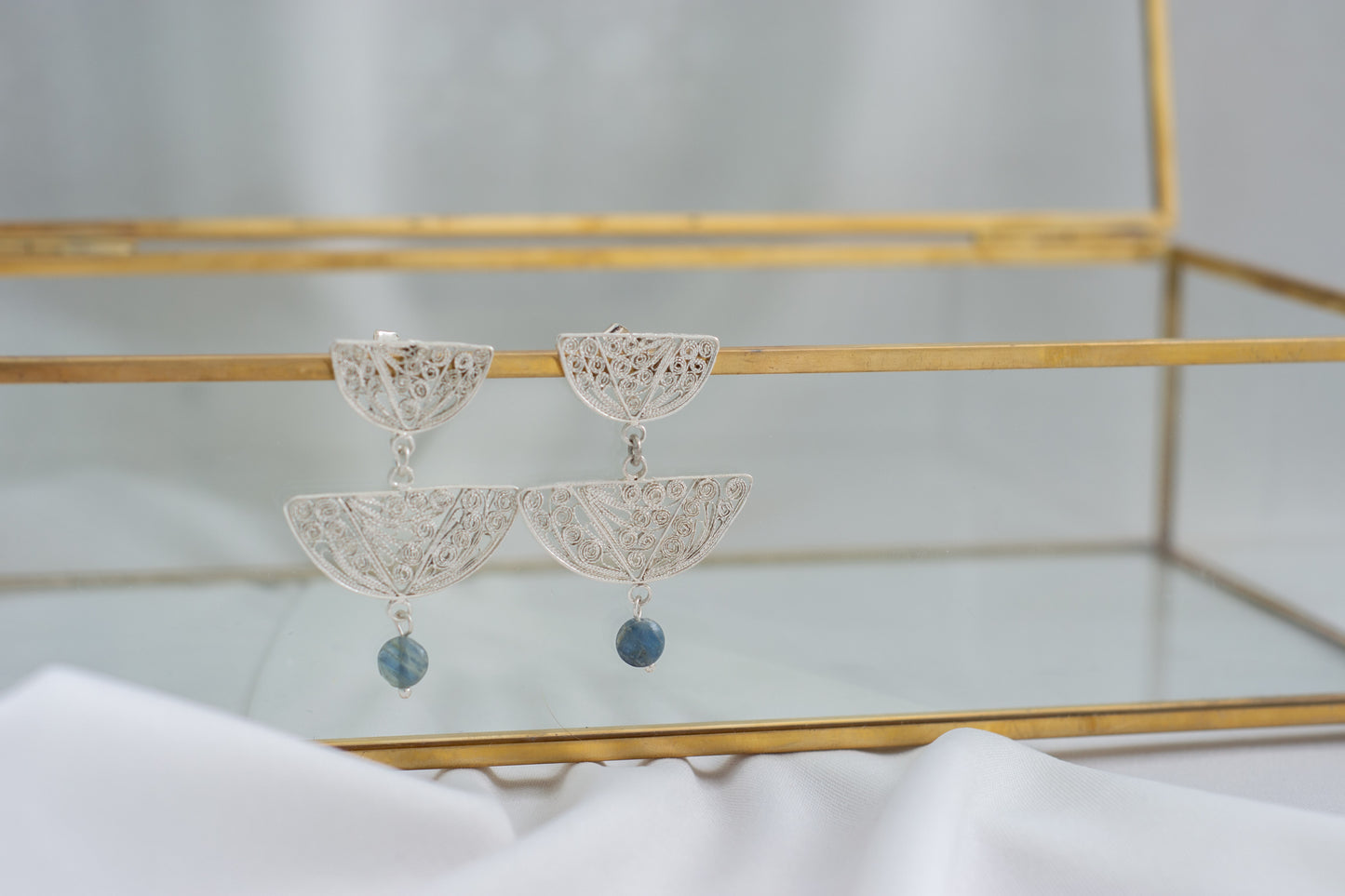 ARETES CLEOPATRA CON SODALITA